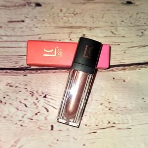 Lucky chick liquid eye shadow